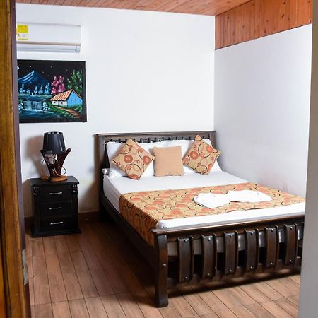 Casa Hostal Villa Del Rio El Zaino Bagian luar foto